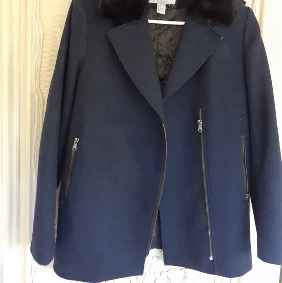 H&M navy blue fur collared coat - Picture 2 of 5